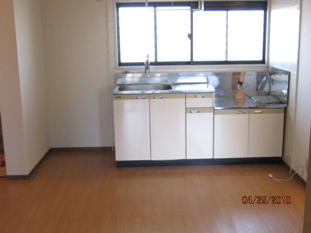 キッチン　別部屋・参考写真