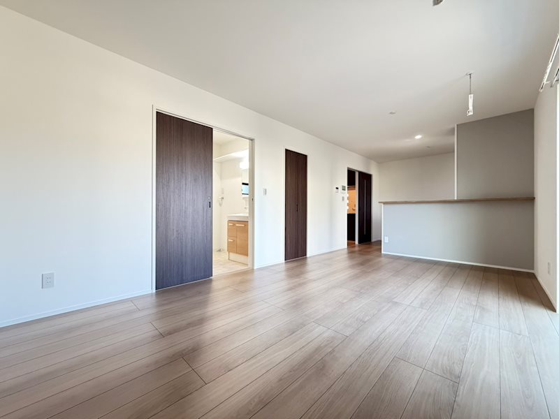 居室・リビング　※イメージ。同シリーズの別棟の写真です。