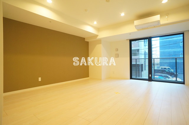 居室・リビング　こちらのリビングで趣味の時間をお楽しみください♪