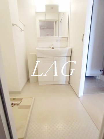 洗面設備　洗面台です。