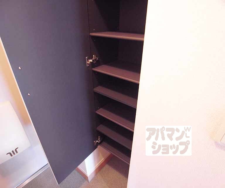 収納　たくさん入るシューズボックスです。