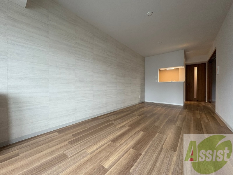 居室・リビング　広くてきれいなリビングです！快適に過ごせそうですね。