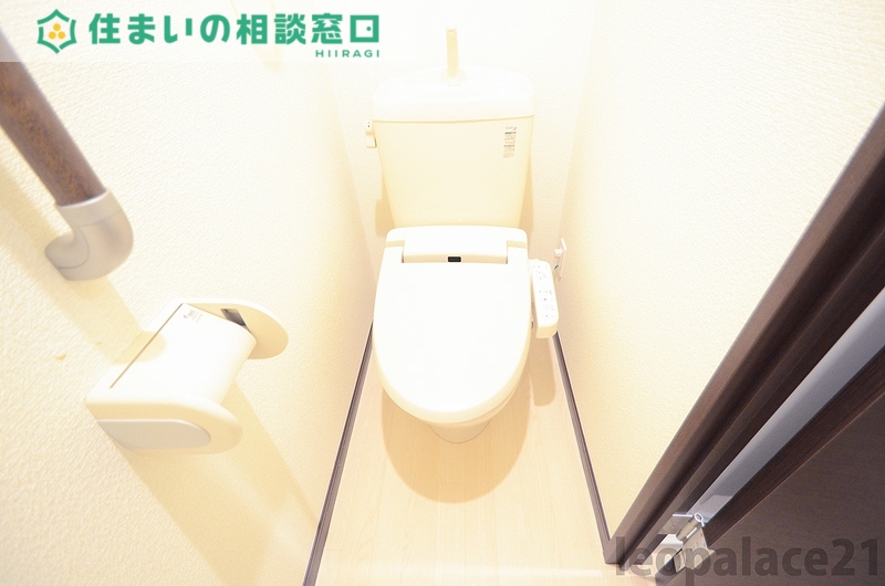 トイレ　同タイプ物件の写真です。