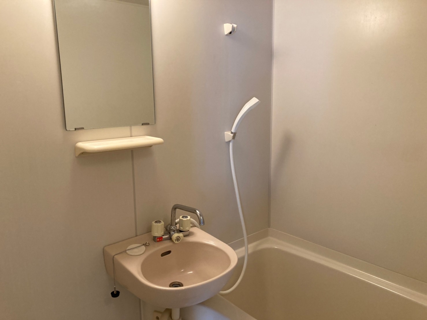 バス・シャワールーム　現状優先となります