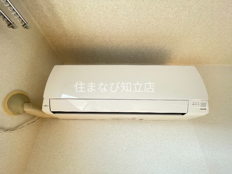 居室・リビング　同型別部屋写真