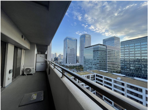 バルコニー　弊社でお手続き頂きますと仲介手数料が賃料の半月分＋消費税から