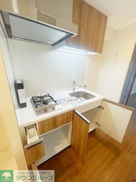 キッチン　玄関