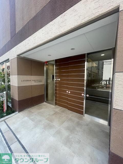 エントランス　バルコニー