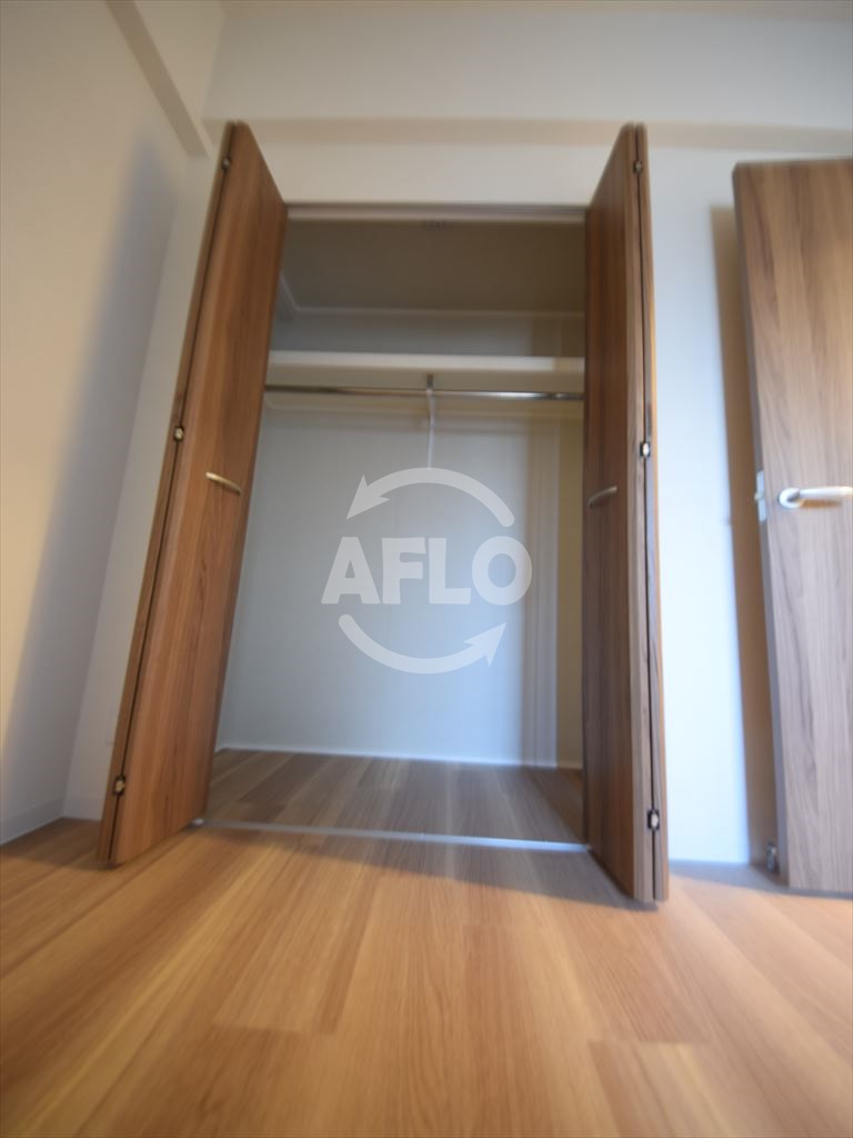 収納　ルナグランデ　クローゼット