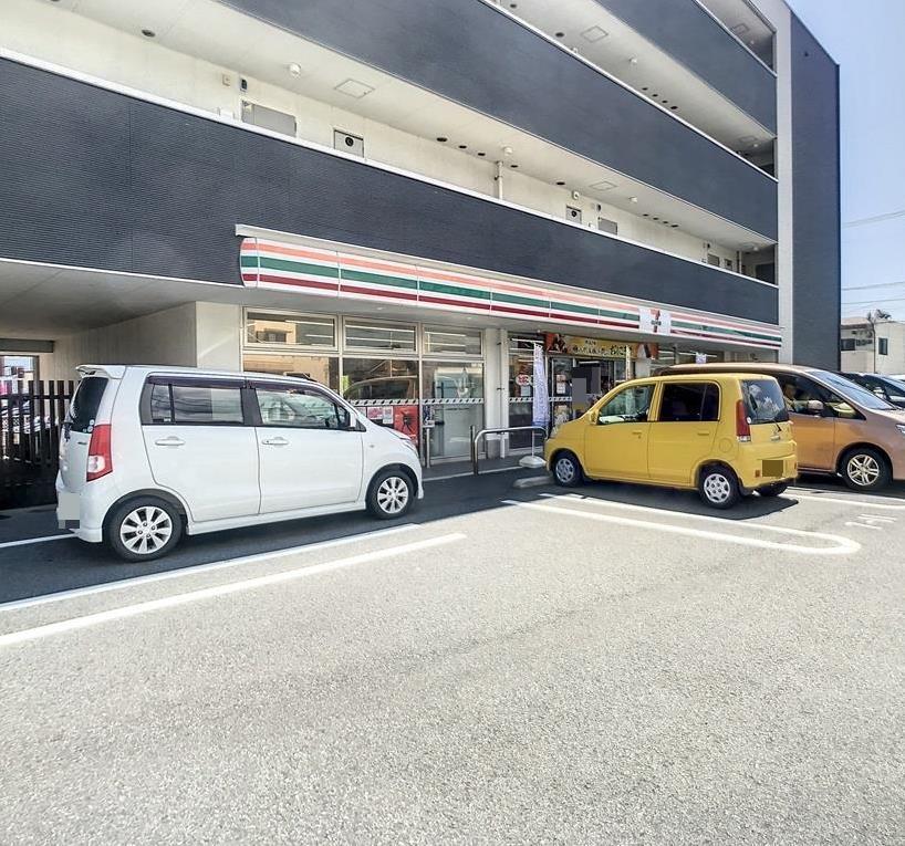 コンビニ　セブンイレブン山口吉敷中東店（コンビニ）まで578m