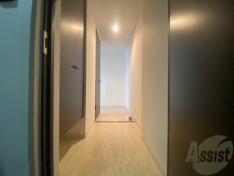 玄関　玄関の様子です。明るい印象ですね。気分もあがりそう。