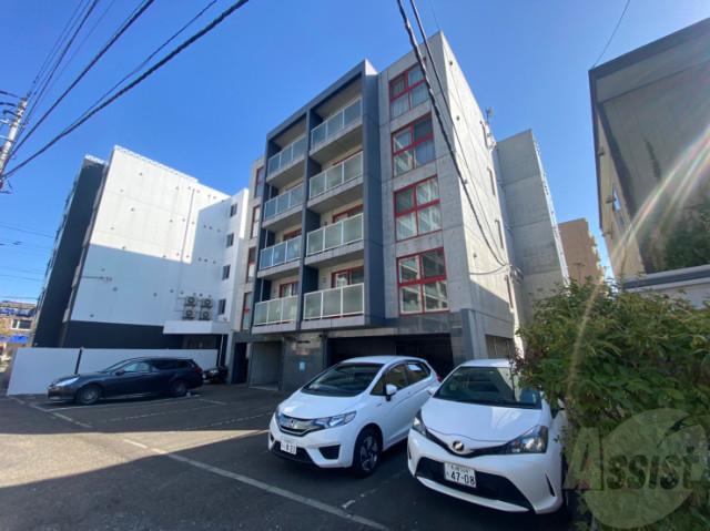 建物外観　札幌市中央区南３条西「ピュアステージ円山」