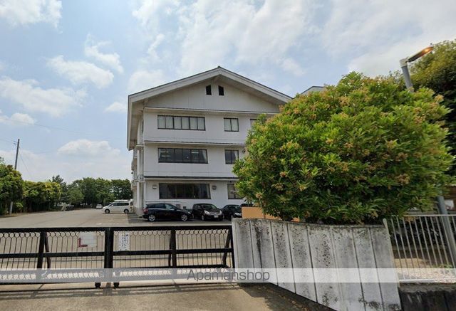 中学校　太田市立城東中学校（中学校）まで1647m