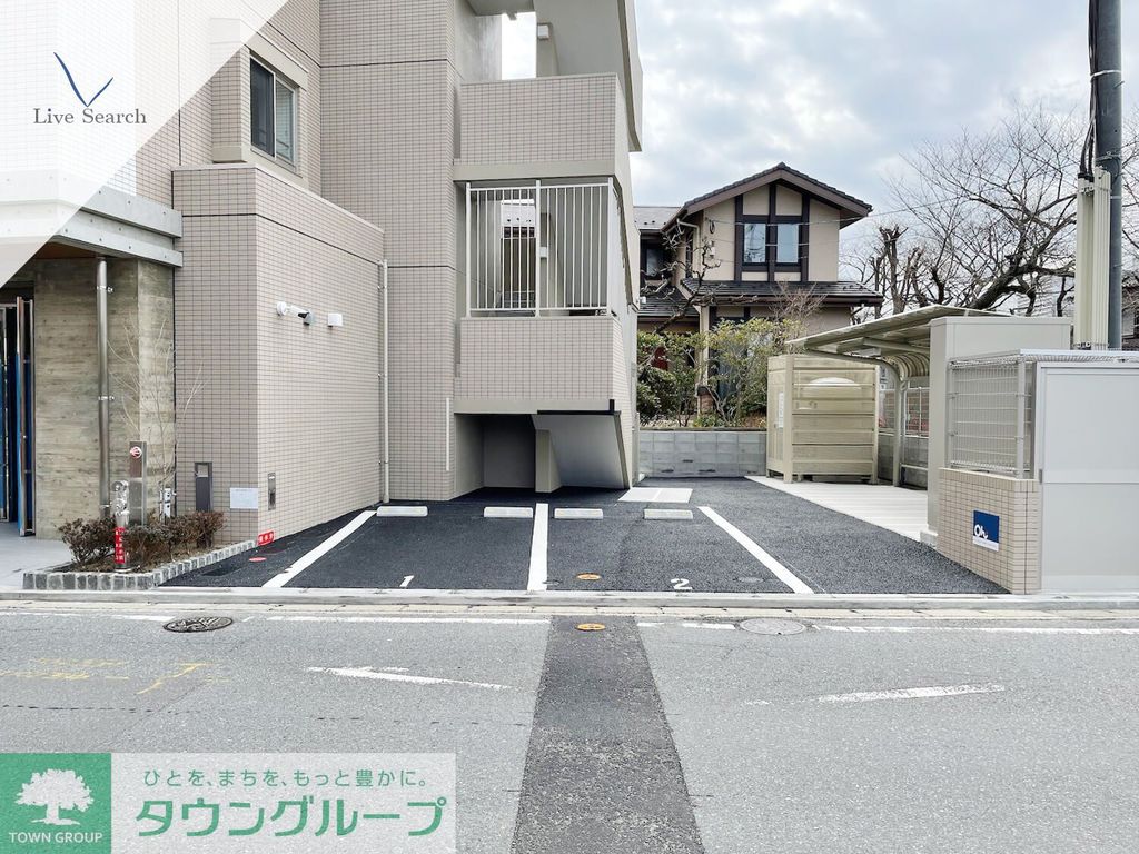 駐車場　駐車場