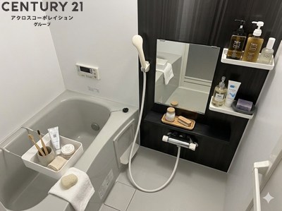 バス・シャワールーム　便利な追い炊き機能付き☆