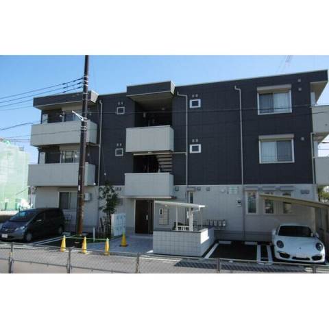 建物外観　クレアシオン弁天の外観