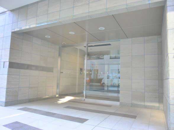 エントランス　★洗練されたデザインのエントランス★