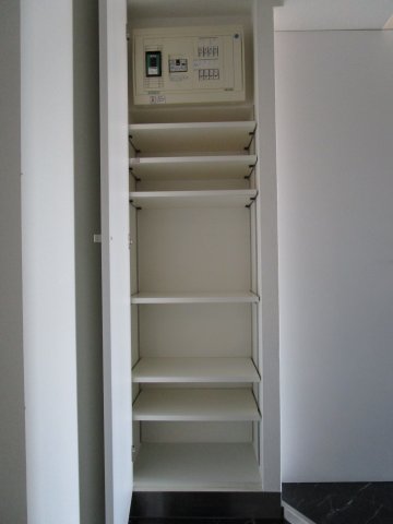 玄関　シューズボックス