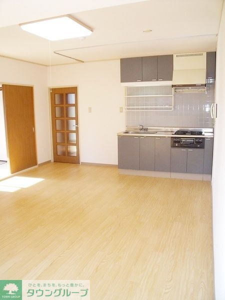 居室・リビング　お問合せはタウンハウジングまで！※現地待合わせ相談可能