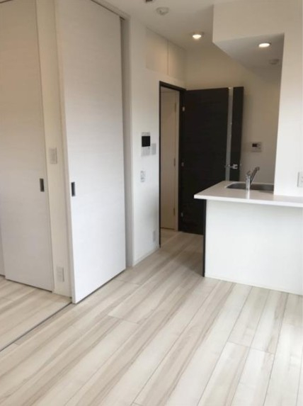 居室・リビング　☆明るい居間☆