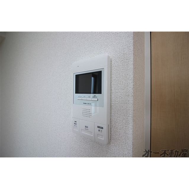 セキュリティ　モニター付きインターホン