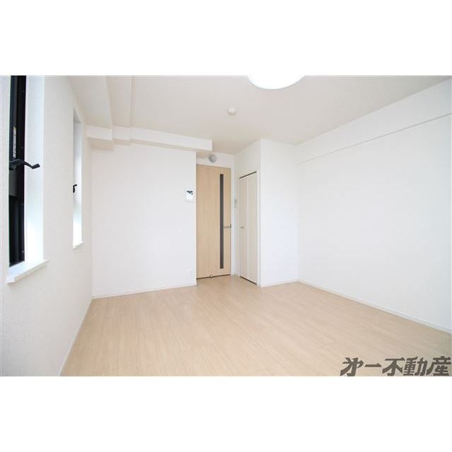 建物外観　洋室