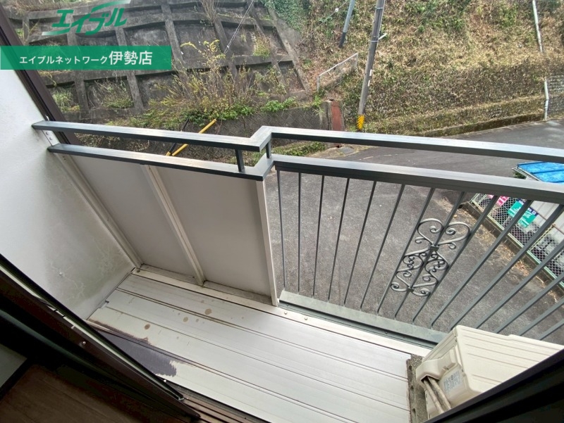 バルコニー　同物件別室写真