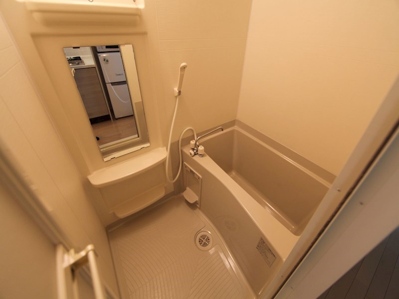 バス・シャワールーム　浴室暖房乾燥機付　24時間換気機能付バスルーム