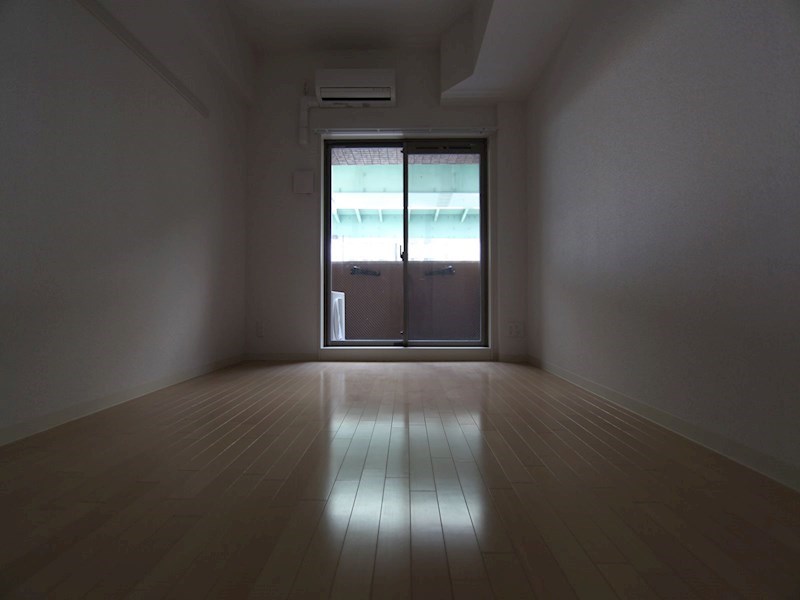 その他部屋・スペース　洋室6.3帖　エアコン完備　バルコニー