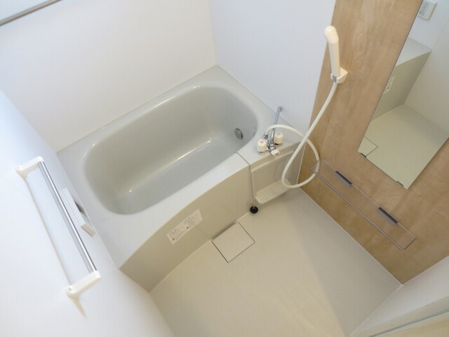 バス・シャワールーム　２０５　換気乾燥機付きバスルーム