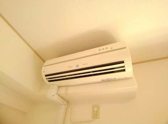 その他設備　冷暖房が備わっています。