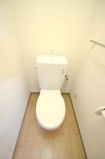 トイレ　シンプルなトイレ！