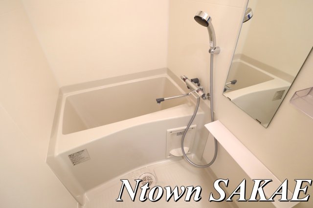 バス・シャワールーム　お風呂です