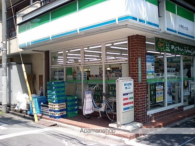 その他　ファミリーマート（その他）まで100m