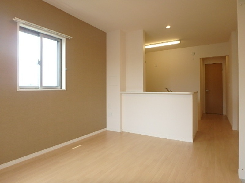 居室・リビング　図面と現状に相違がある場合には現状を優先