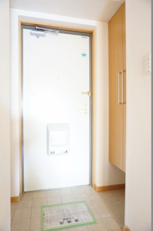 玄関　図面と現状に相違がある場合には現状を優先