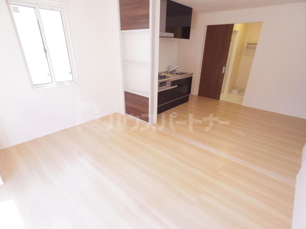 居室・リビング　同物件別号室の参考写真です。