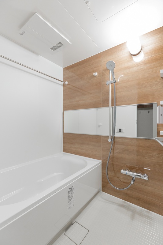 バス・シャワールーム　バス