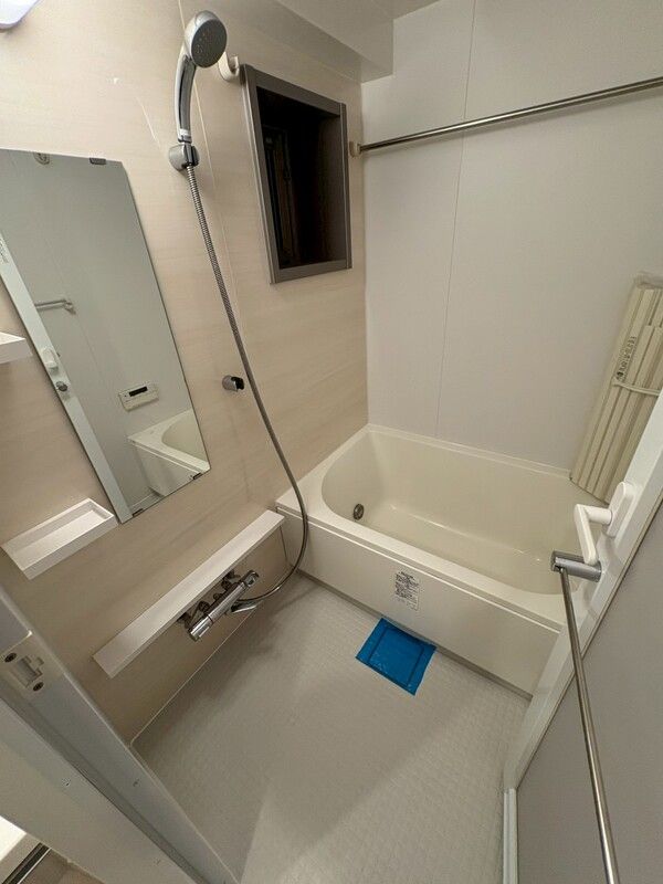 バス・シャワールーム　☆ゆったりくつろげるお風呂☆