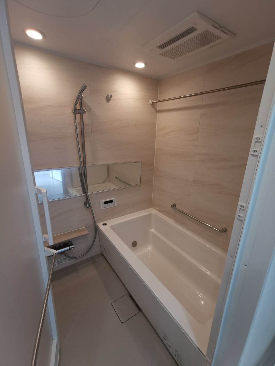 バス・シャワールーム　同間取り参考写真