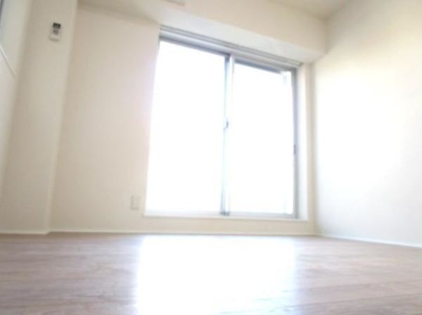 居室・リビング　※別部屋参考写真