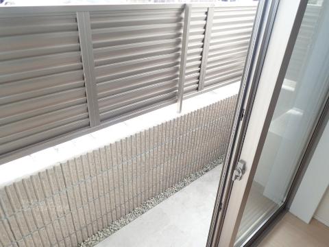 バルコニー　ベランダ