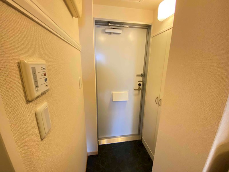 玄関　別号室イメージ