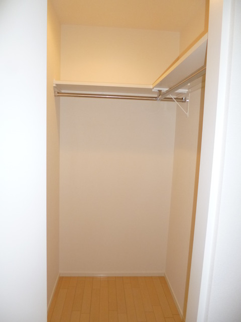 収納　ウォークインクローゼット※写真は別号室