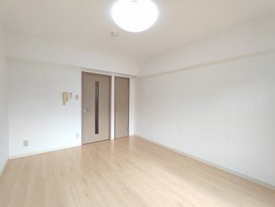 その他部屋・スペース　シンプルで綺麗なお部屋になっております。