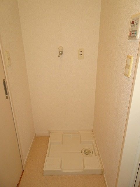 その他設備　洗濯機置場