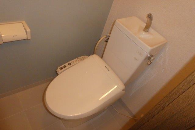 トイレ　ウォシュレット