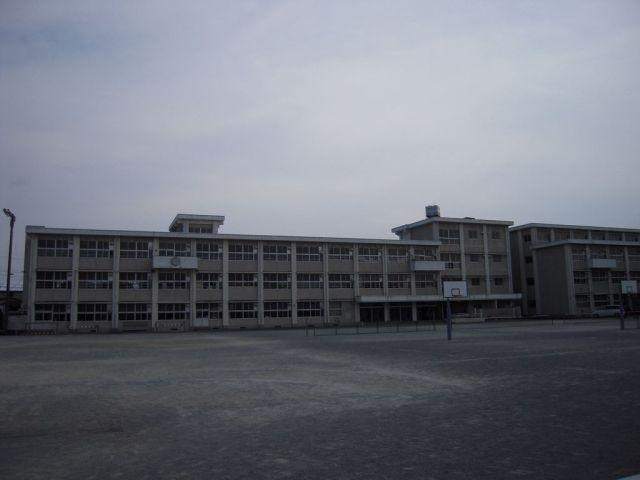 中学校　岐阜市立陽南中学校（中学校）まで249m