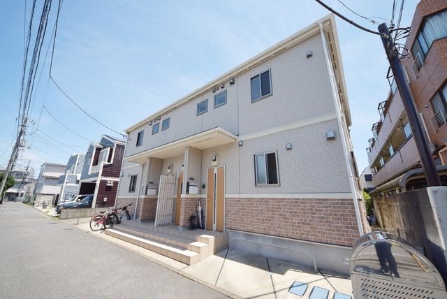 建物外観　★おしゃれな外観のアパートです★