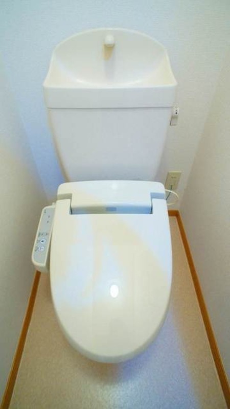 トイレ　図面と現状に相違がある場合には現状を優先